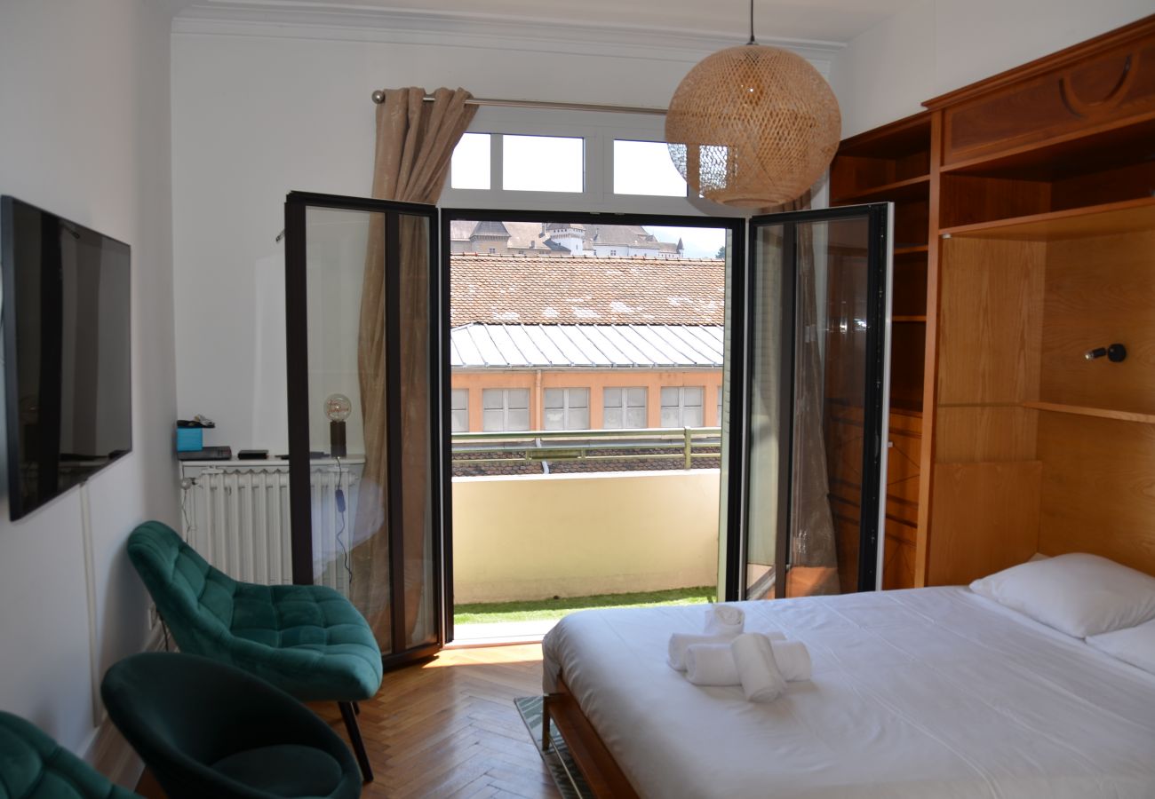 Studio in Annecy - Plein Sud 3* Centre et Lac - OG IMMO