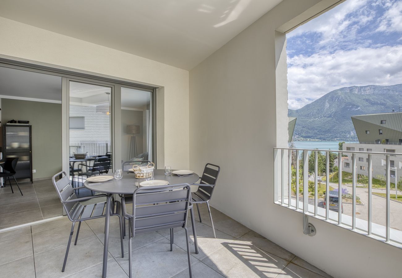 Apartment in Annecy - View Point Lac d'Annecy 4* - OG IMMO