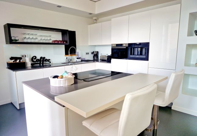 Villa in Veyrier-du-Lac - Villa Savoie 5* - OG IMMO Villa in Veyrier-du-Lac - Villa Savoie 5* - OG IMMO