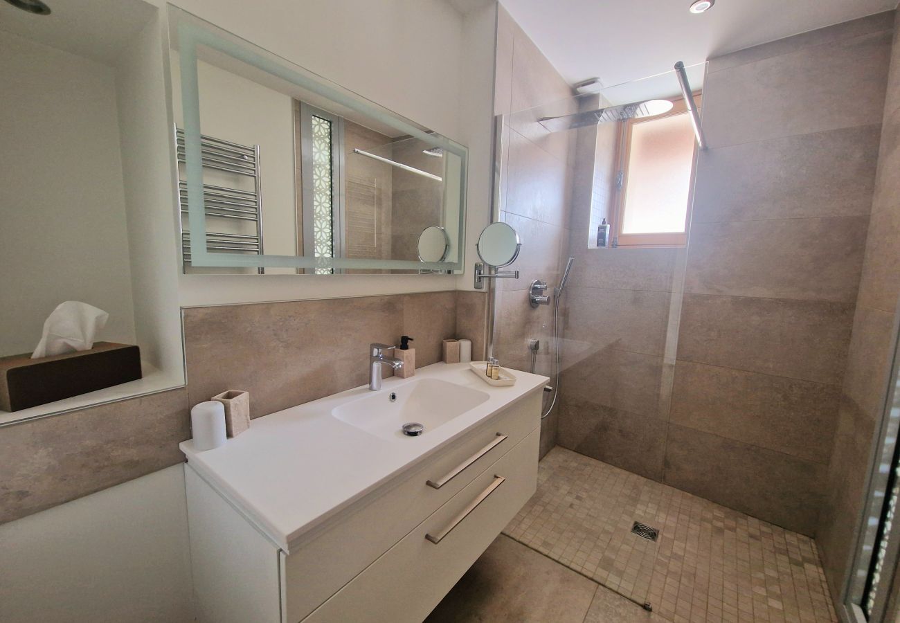 Country house in Veyrier-du-Lac - Villa Savoie 5* - OG IMMO