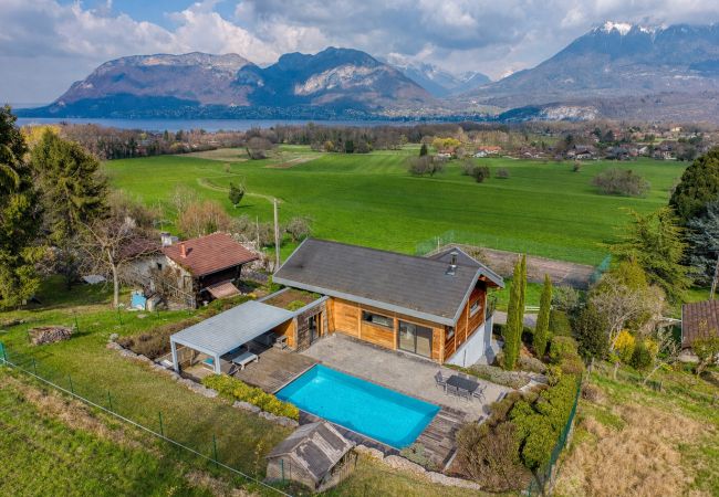 Villa/Dettached house in Saint-Jorioz - Wooden Villa Saint Jorioz