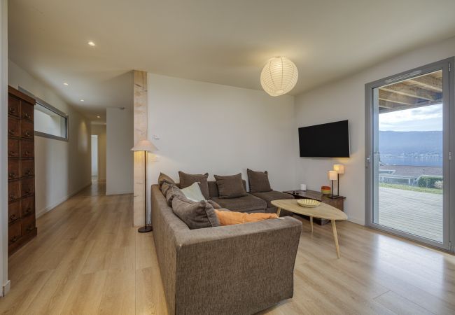 Villa en Veyrier-du-Lac - Wooden Villa 4* Villa en Veyrier-du-Lac - Wooden Villa 4*