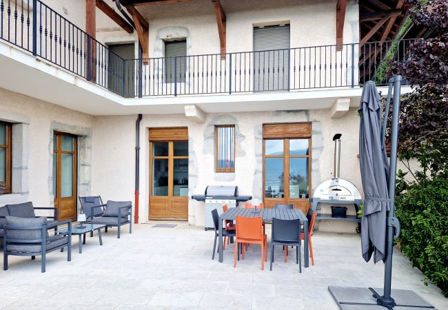 Villa en Veyrier-du-Lac - Villa Savoie 5* - OG IMMO Villa en Veyrier-du-Lac - Villa Savoie 5* - OG IMMO