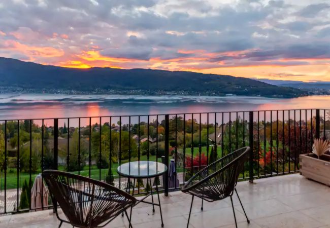 Villa en Veyrier-du-Lac - Villa Joséphine 5* - OG IMMO Villa en Veyrier-du-Lac - Villa Joséphine 5* - OG IMMO