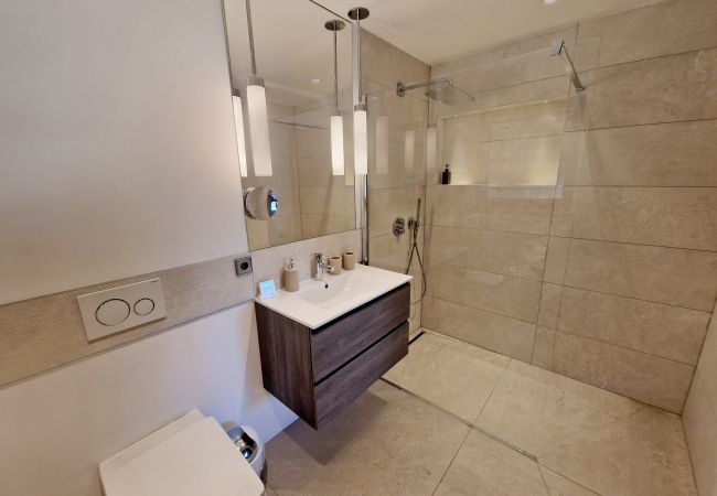 Villa en Veyrier-du-Lac - Villa Joséphine 5* - OG IMMO Villa en Veyrier-du-Lac - Villa Joséphine 5* - OG IMMO