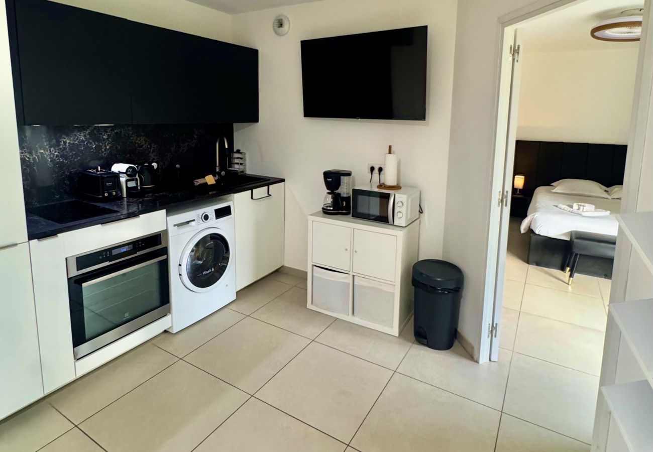 Apartamento en Annecy - View Point Mountain Lake 4*