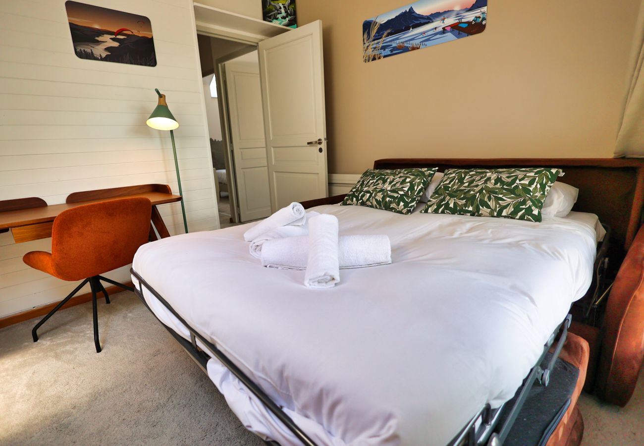 Appartement à Menthon-Saint-Bernard - Plein Ouest entre lac et montagne - OG IMMO