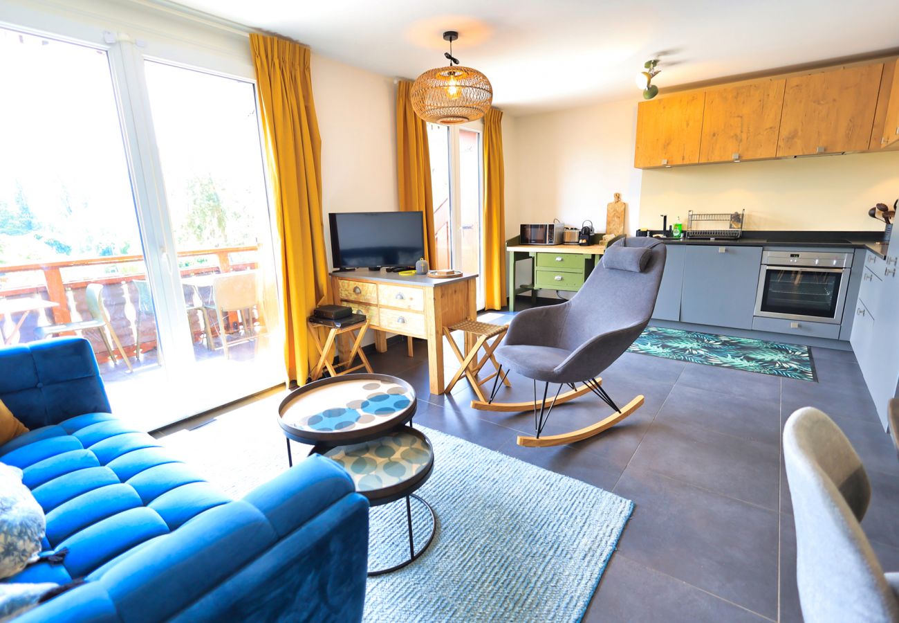 Appartement à Menthon-Saint-Bernard - Plein Ouest entre lac et montagne - OG IMMO