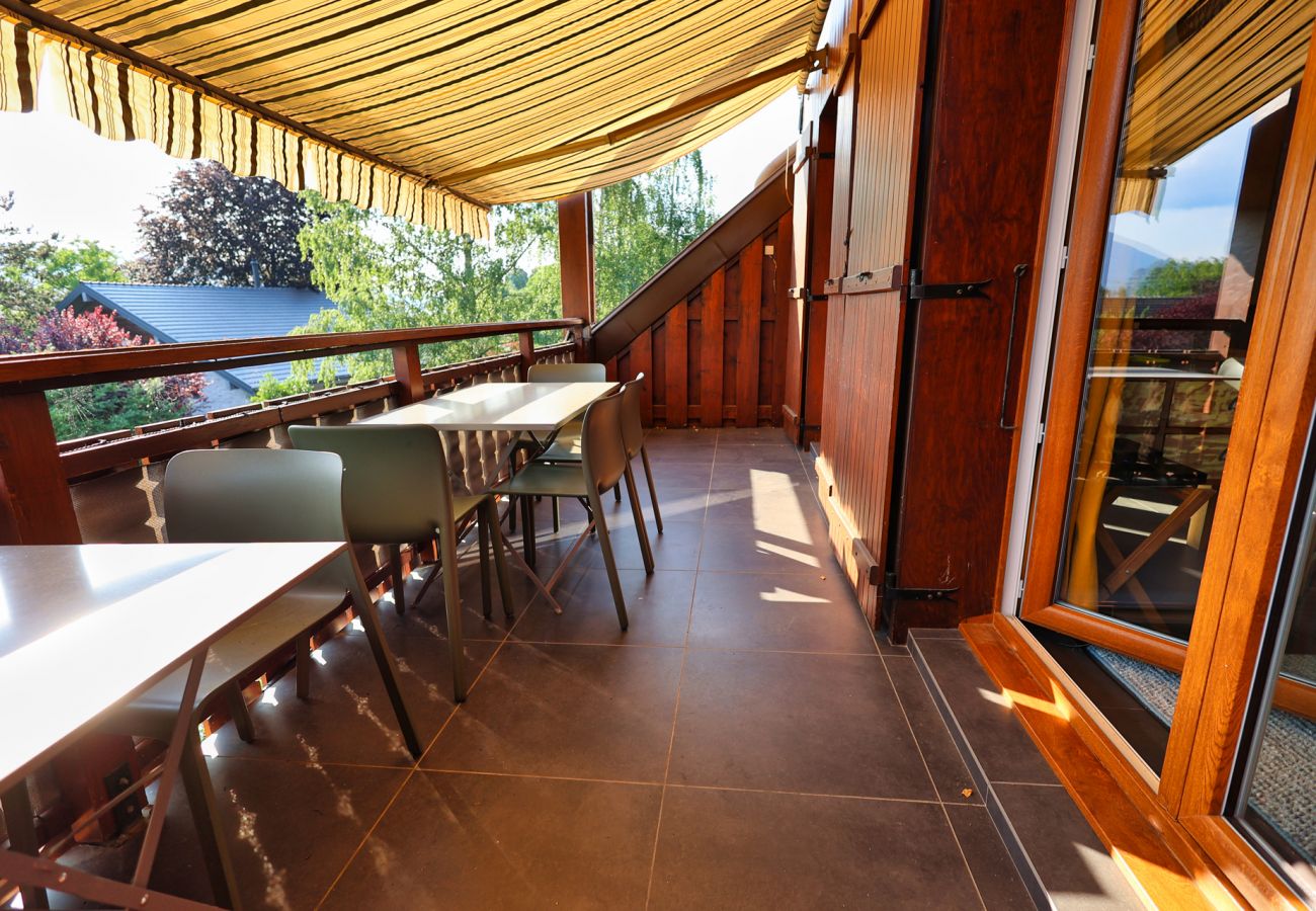 Appartement à Menthon-Saint-Bernard - Plein Ouest entre lac et montagne - OG IMMO