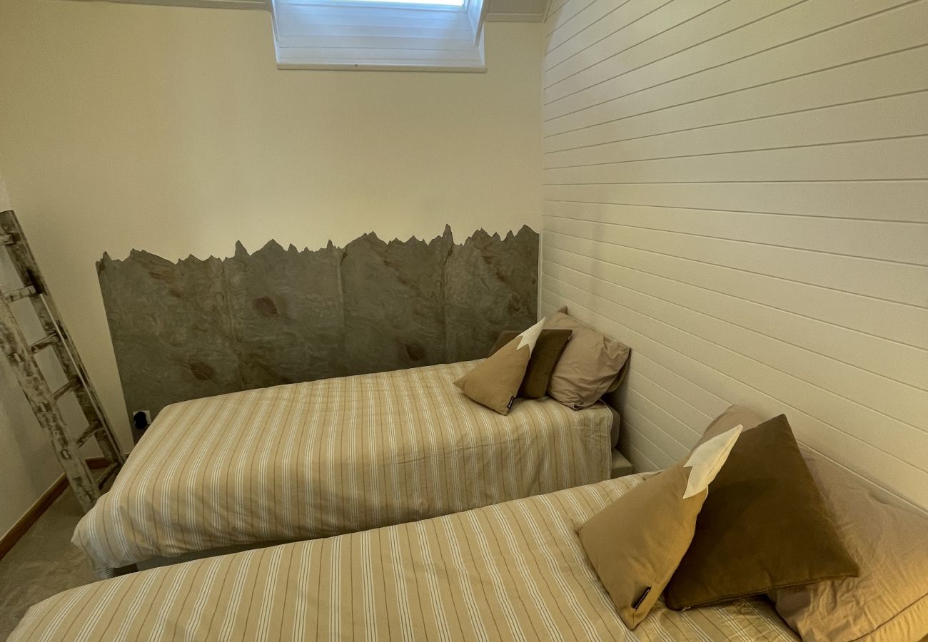 Appartement à Menthon-Saint-Bernard - Plein Ouest entre lac et montagne - OG IMMO
