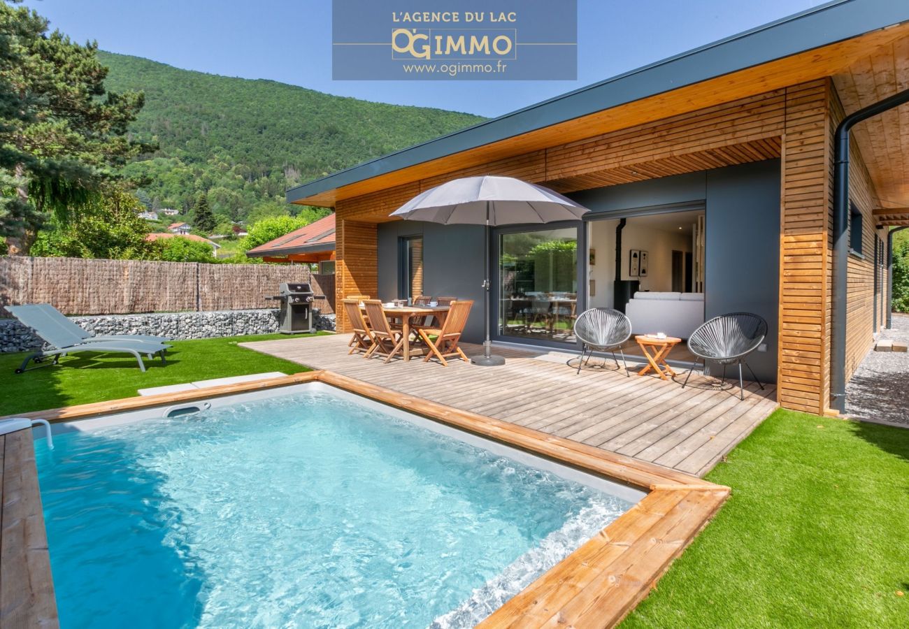 Maison à Sévrier - Maison BOOA 4* – Piscine privée & Lac à proximité