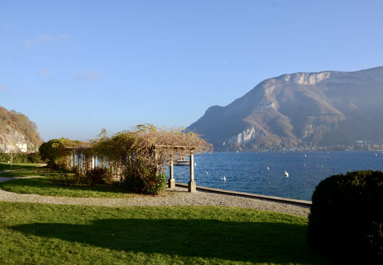 Appartement à Annecy - Beau rivage 3* - OG IMMO