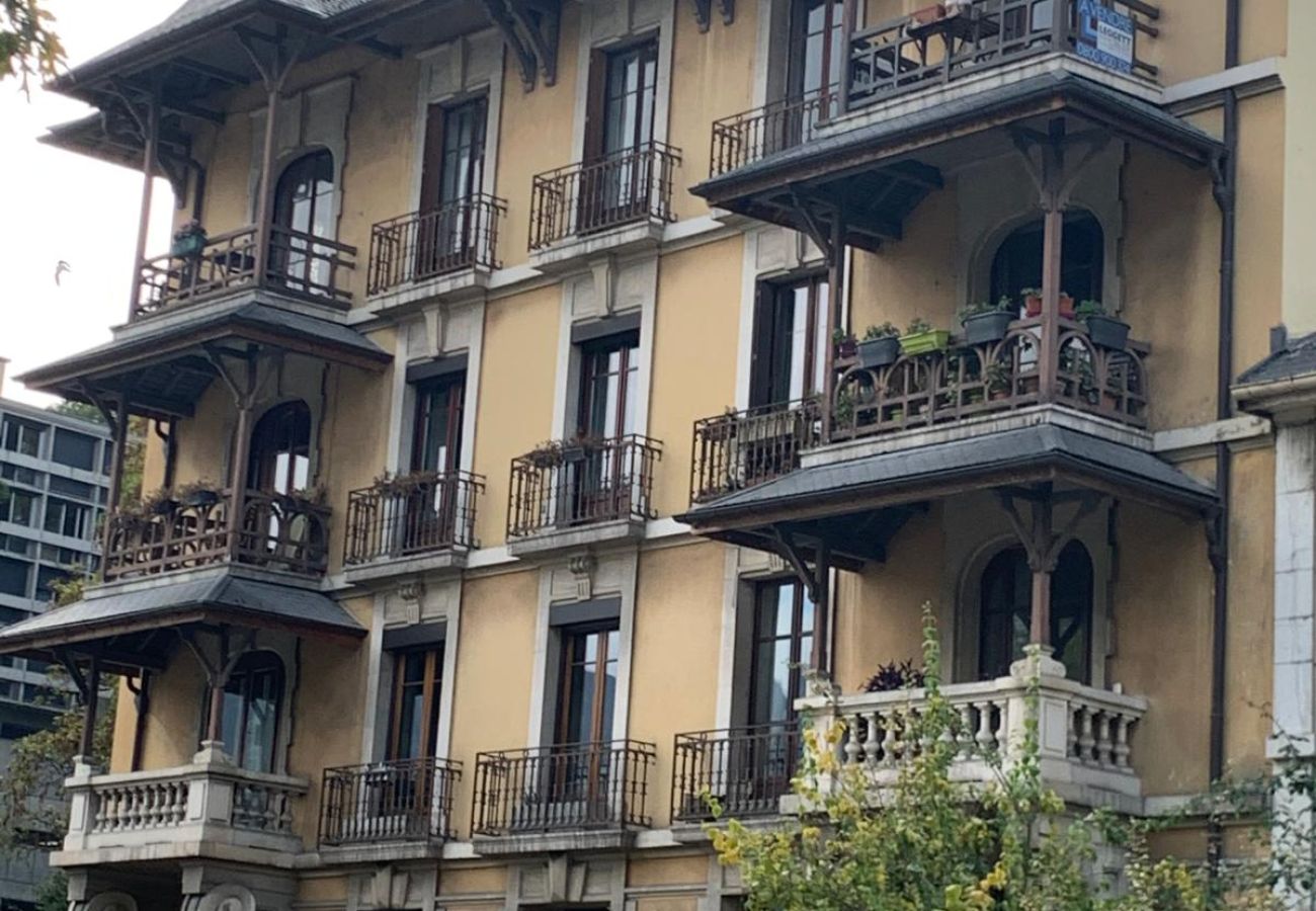 Appartement à Annecy - La marina du lac