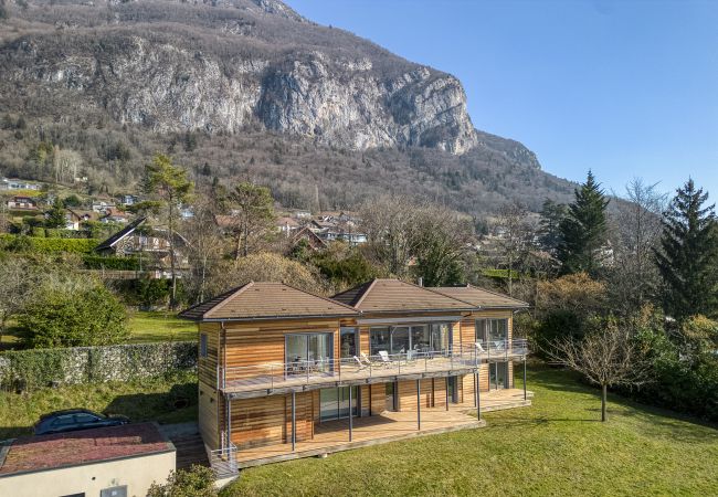 Villa à Veyrier-du-Lac - Wooden Villa 4* Villa à Veyrier-du-Lac - Wooden Villa 4*